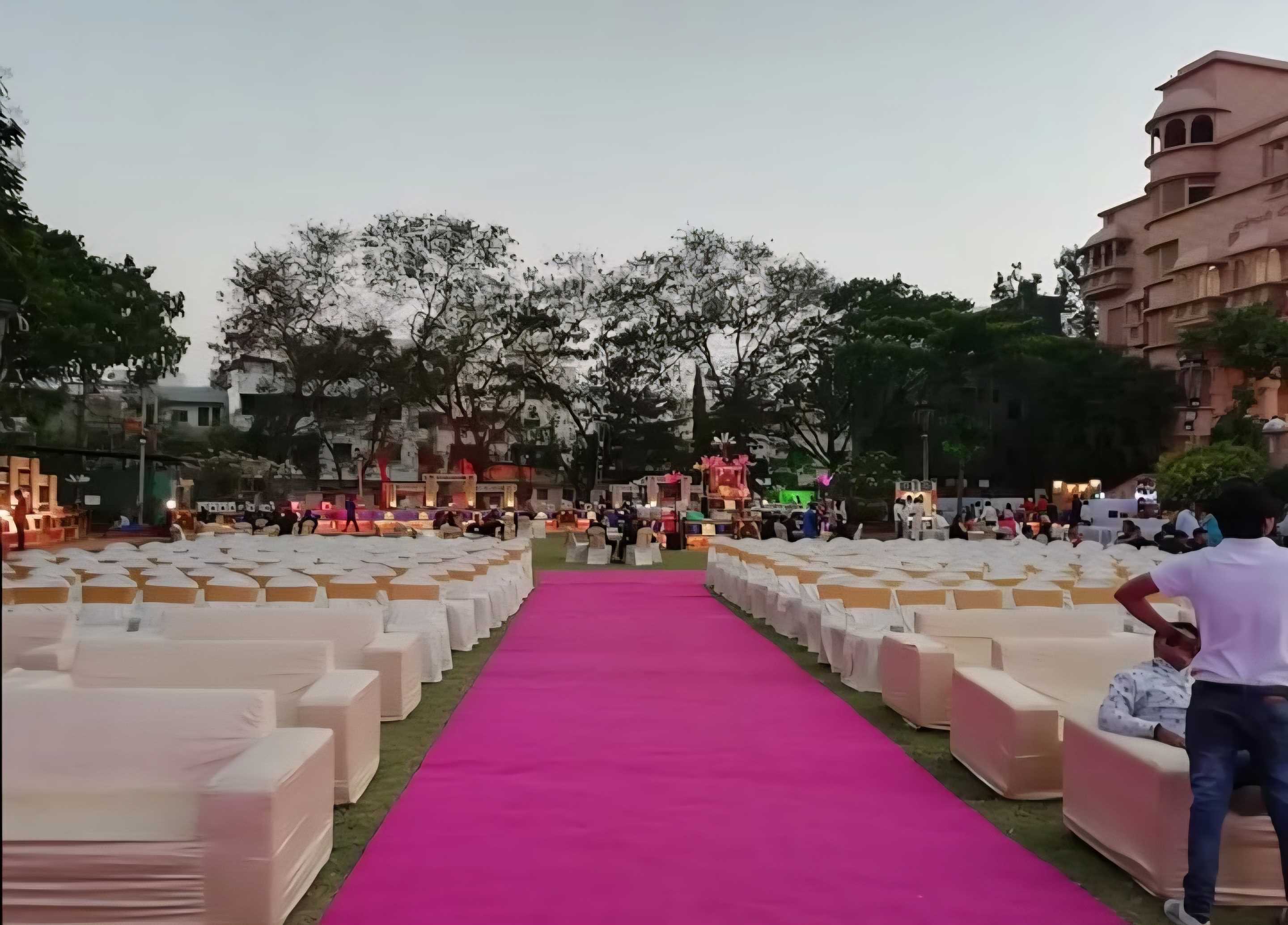 Mahesh Sanskrutik Bhavan pune
